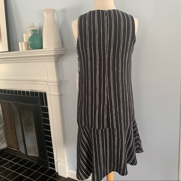 Asymetrical dress in black & white stripe by Who What Wear NEW - Picture 8 of 11